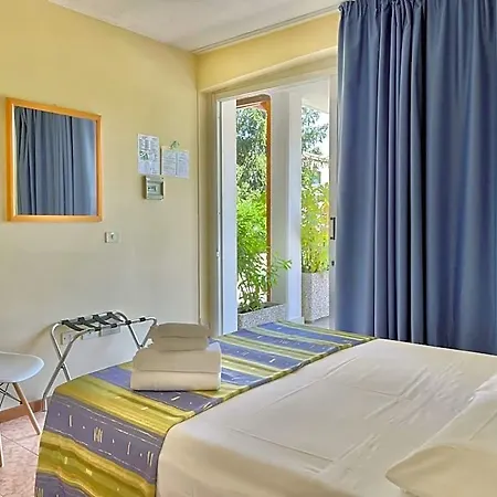 Bran & Denise Hotel 3*